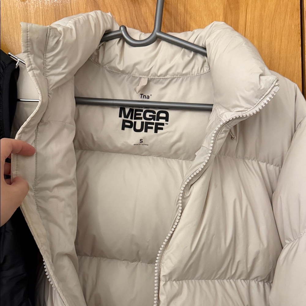 TNA Mega Puff Women's Off-White Jacket